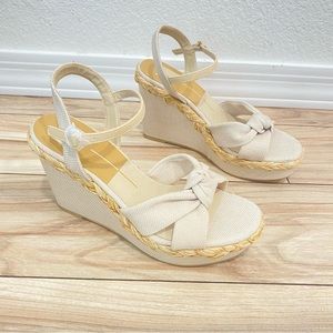 22. DOLCE VITA  Brody Knot Wedge Sandals Size 11